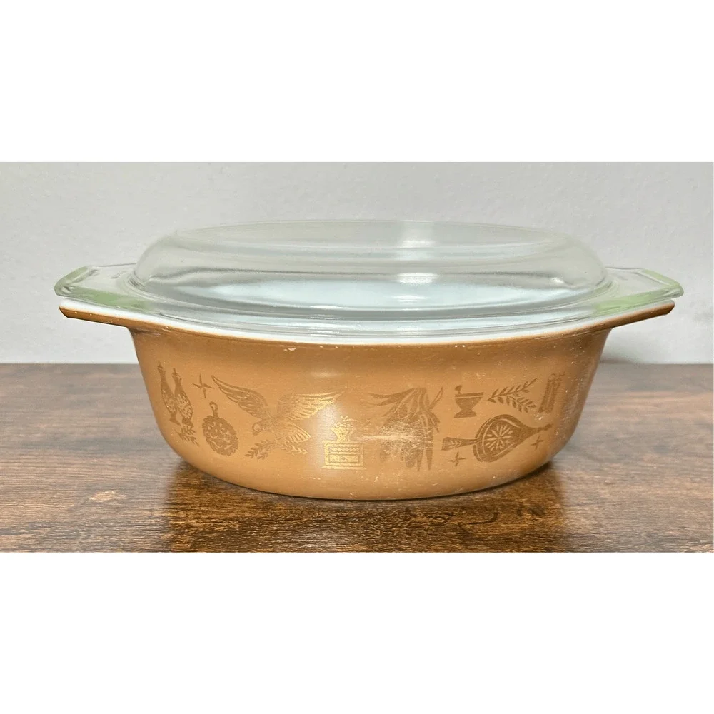 Vintage Pyrex Early American Oval Casserole Bowl Dish Gold Brown 043 1 1/2 Quart